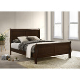 Showcase Queen Sleigh Bed