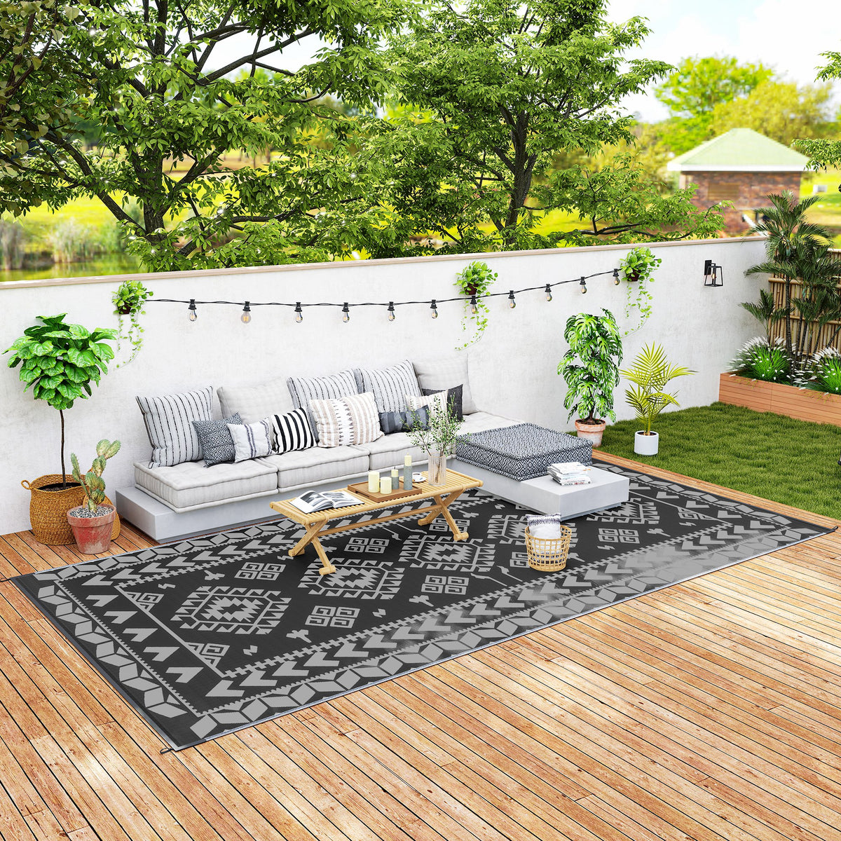 Reversible Outdoor Rug, Waterproof Plastic Straw with Carry Bag, 9' x 18', Black & Gray Rhombus Patchwork