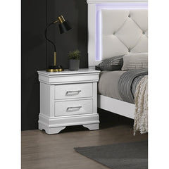 Modern Sleek Bedside Table White 1pc Nightstand Bedroom Furniture Accent Handles Spacious Drawers