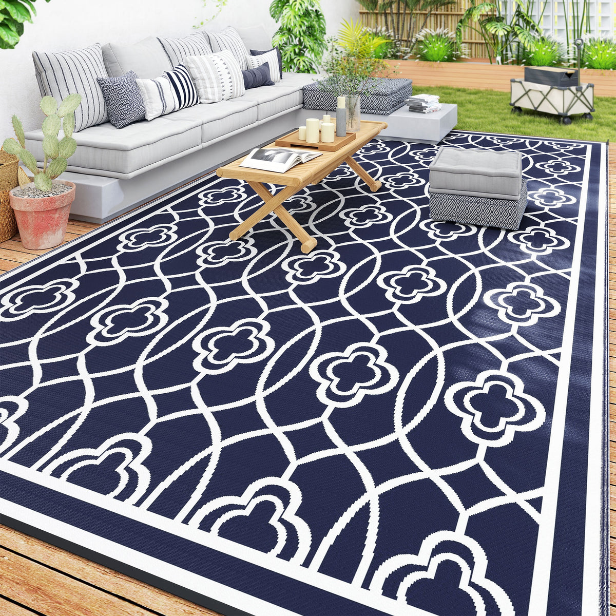 Reversible Outdoor Rug, Waterproof Plastic Straw with Carry Bag, 9' x 18', Blue & White Lantern