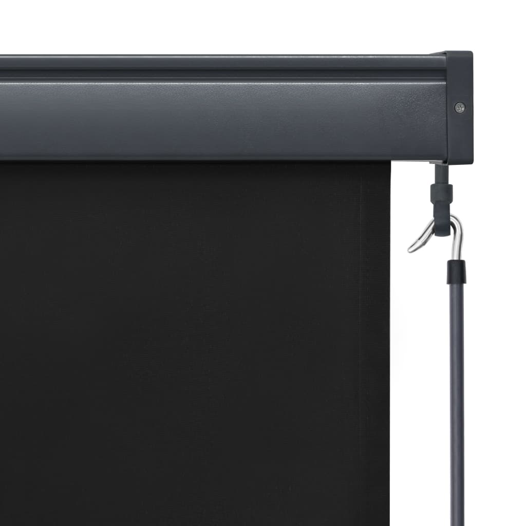 Anthracite outdoor roller blind with hand crank, measuring 66.9x98.4 inches.