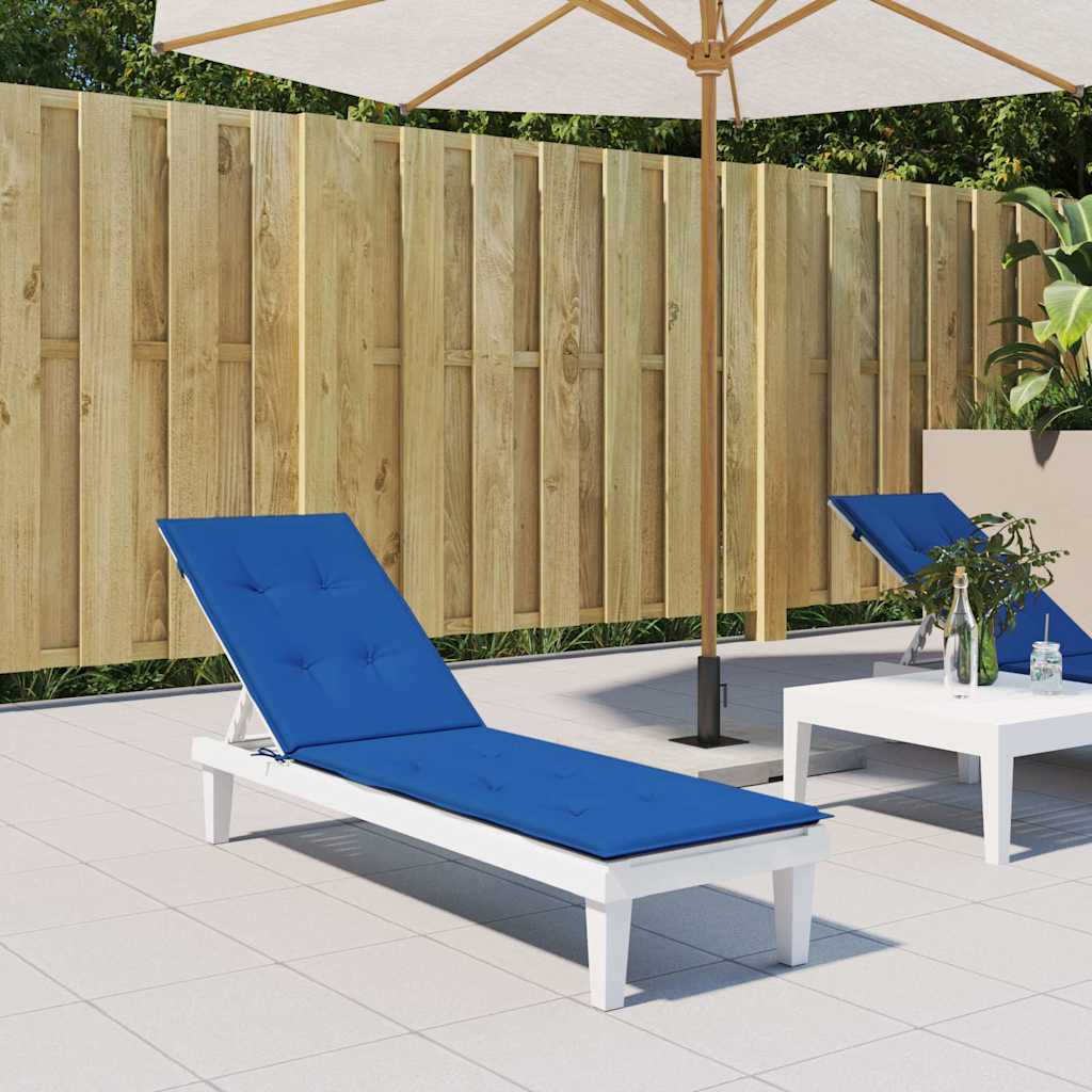 Royal blue deck chair cushion in Oxford fabric with foam fiber filling.