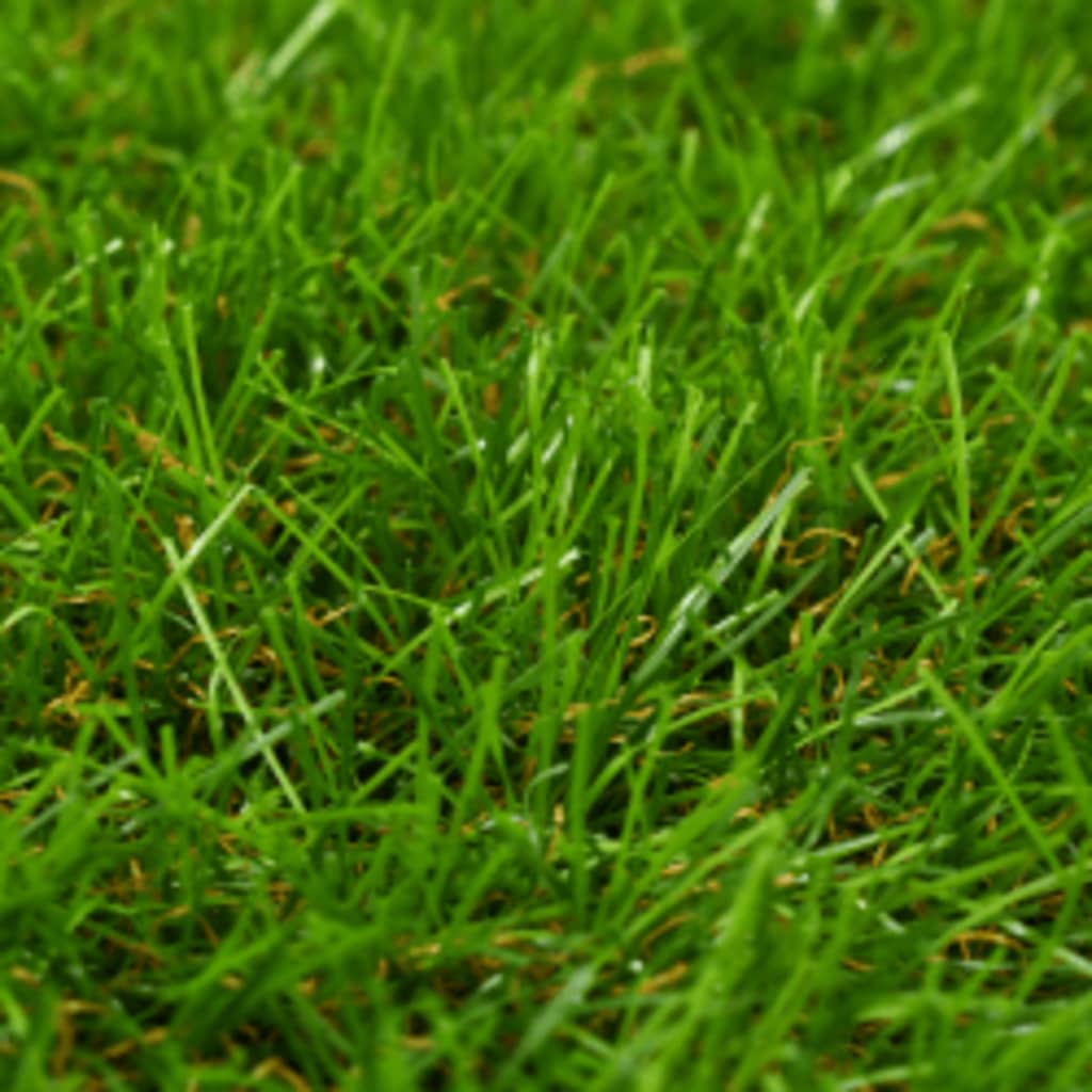 Close-up of green Bostome artificial grass turf with 1.6-inch pile height.