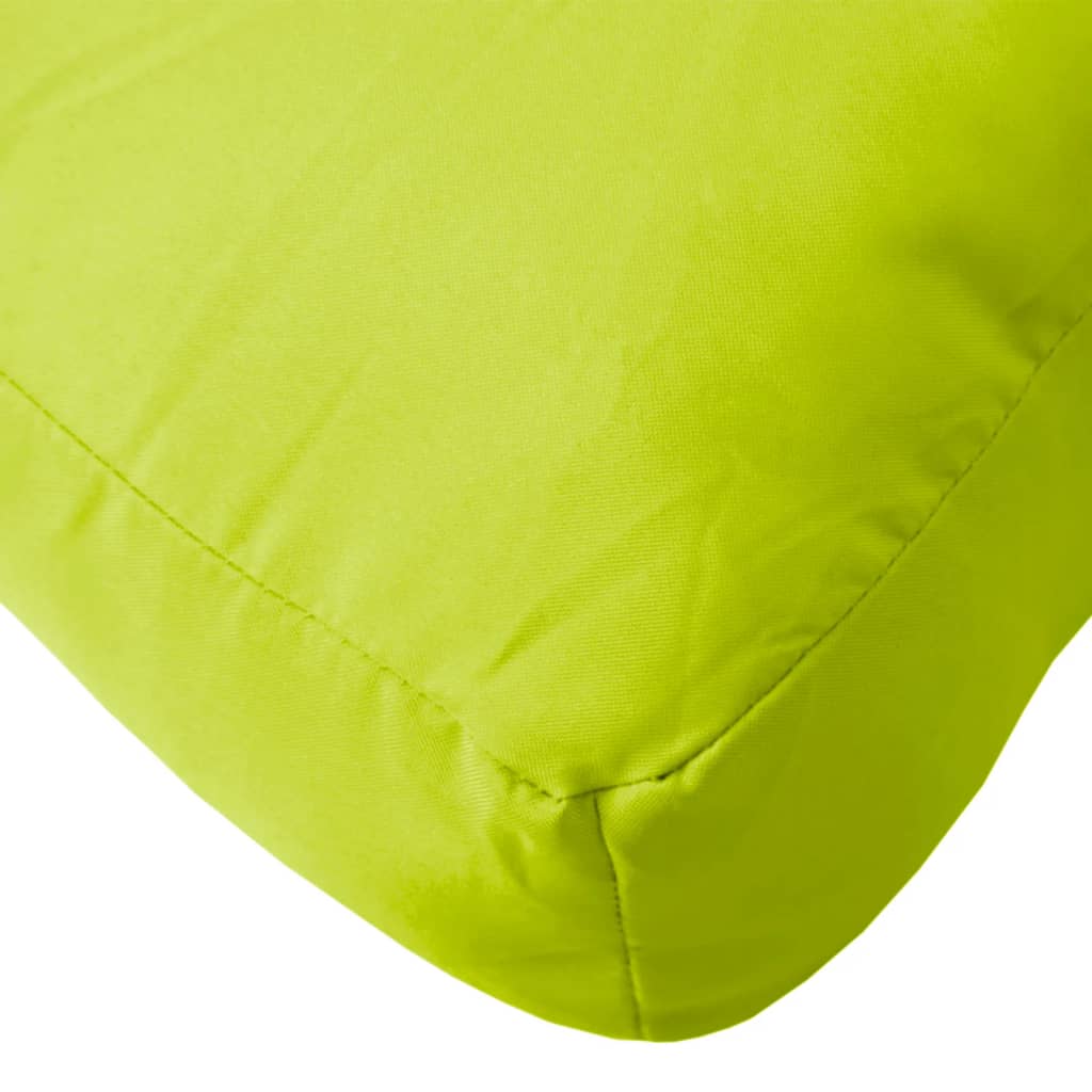 Bright green pallet cushion made of water-resistant Oxford fabric with foam filling.