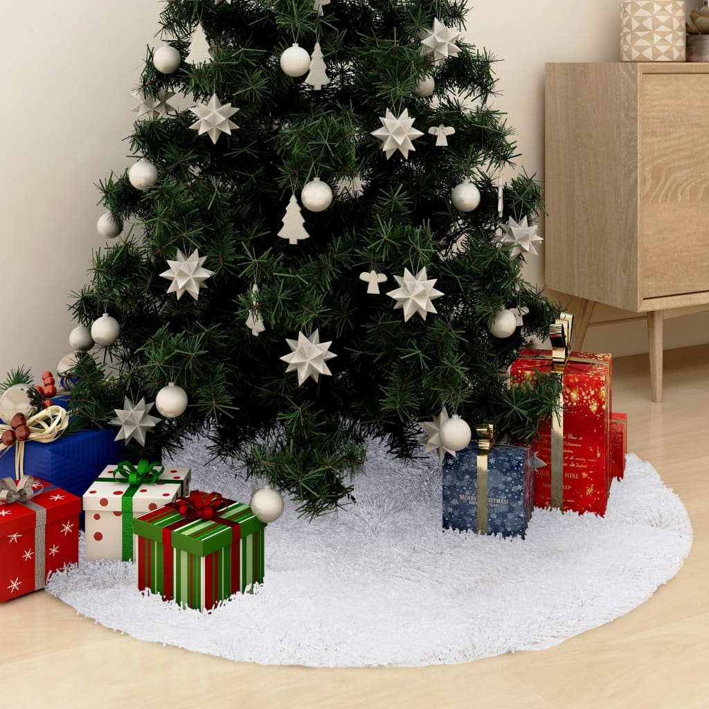 Round white faux fur Christmas tree skirt with a 4-inch center hole, 59.1 inches in diameter.