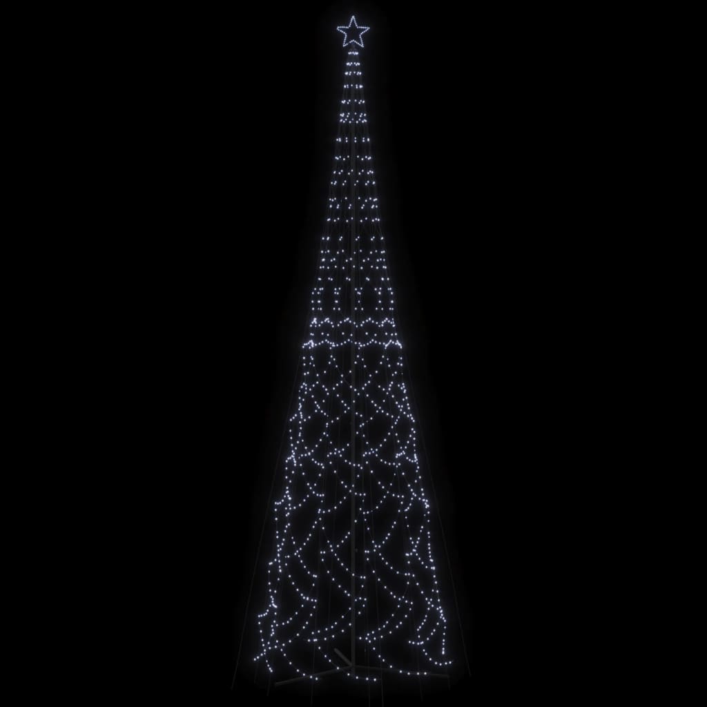 A 26ft tall Christmas cone tree with 3000 cold white LEDs in a zig-zag pattern and 8ft diameter base.