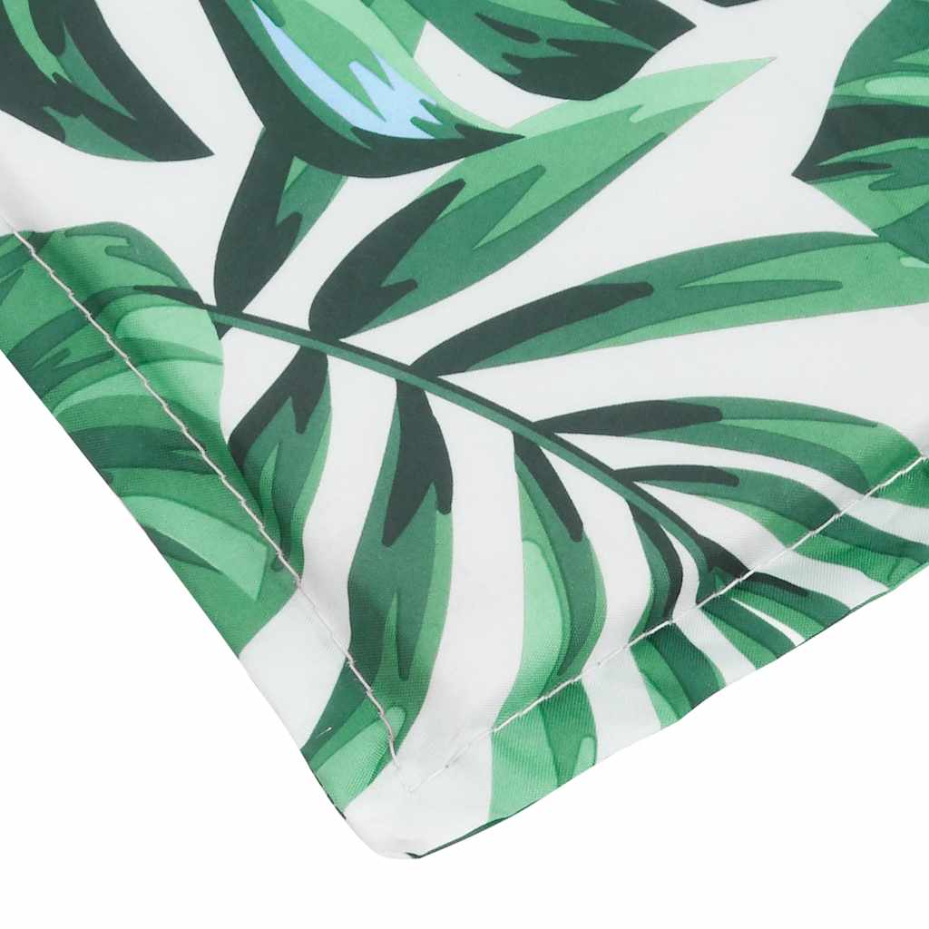 Leaf-patterned cushion made of water-repellent Oxford fabric for deck chairs.