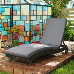 Patio Wicker Chaise Lounge Chair, Outdoor PE Rattan Sun lounger with Adjustable Backrest and 2 Wheels, Gray