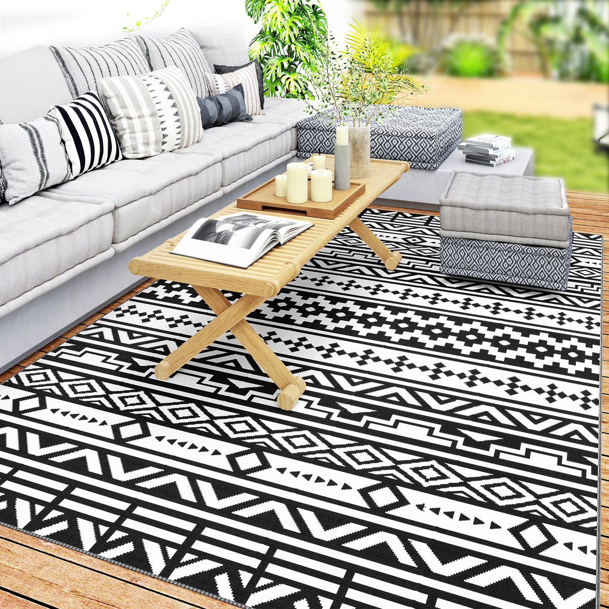 Reversible Outdoor Rug, Waterproof Plastic Straw with Carry Bag, 6' x 9', Black & White Geometric Wall