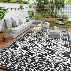 Reversible Outdoor Rug, Waterproof Plastic Straw with Carry Bag, 9' x 18', Black & White Rhombus Border