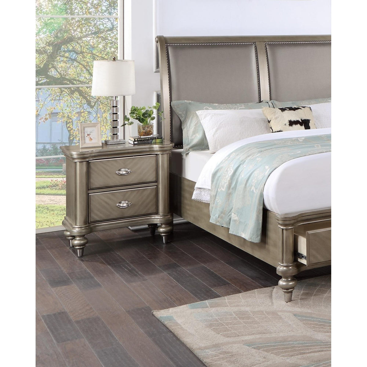 Luxury Classic Antique Silver / Champagne Finish 1pc Nightstand Storage Space Bedside Table Bedroom Furniture