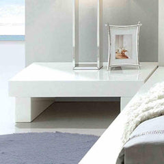 Contemporary Style 1pc Nightstand High Gloss Lacquer Coating White Finish Bedroom Furniture