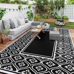Reversible Outdoor Rug, Waterproof Plastic Straw with Carry Bag, 9' x 18', Black & White Gourd Border